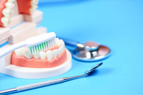 denture-cleaning Denture Cleaning